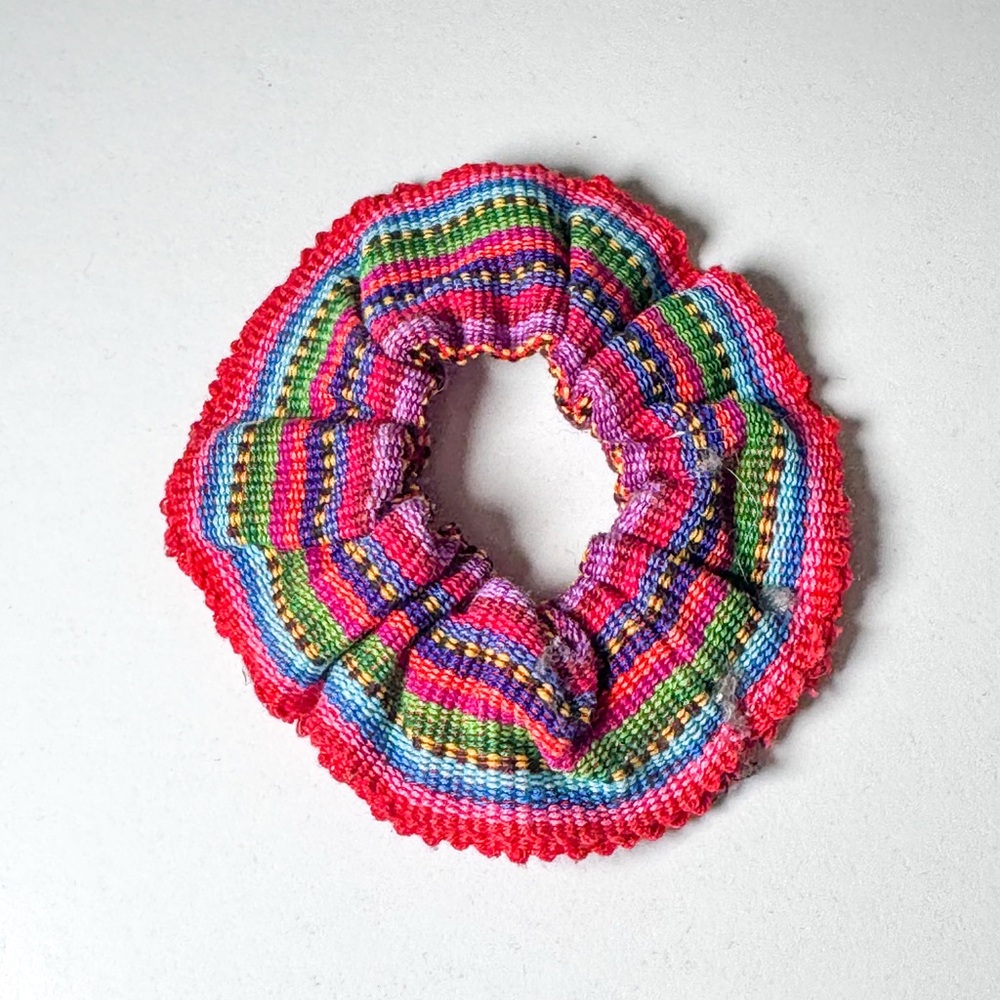 NWOT handmade hawaiian hair scrunchie, multicolor, never used
